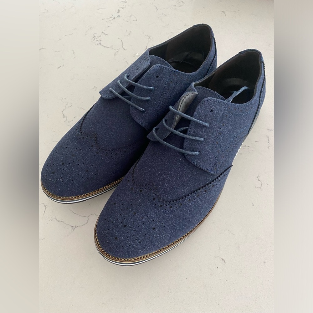Men’s suede shoe